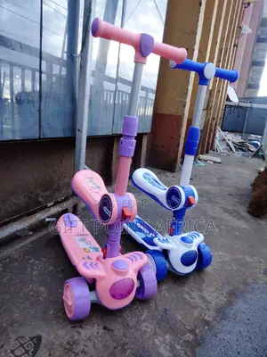 2 in 1 Kids Scooters With Adjustable Handle