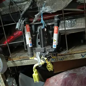 Crown New Model 2016 Bonnet Electric Shocks
