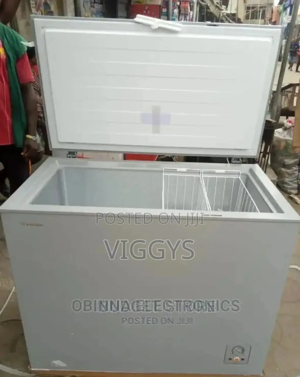 Hisence Deep Freezer 260