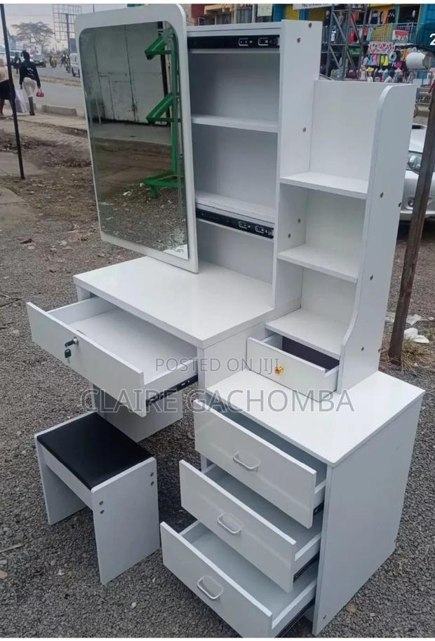 Dressing Table With Sliding Mirror (White) - main view
