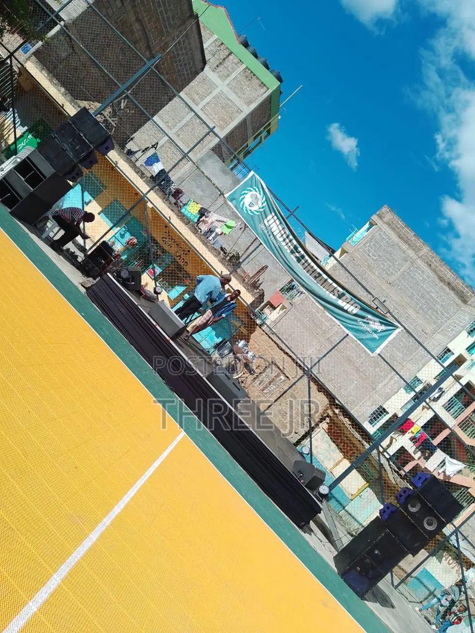 Nice Set Up for Outdoor Events on the Stage Set Up