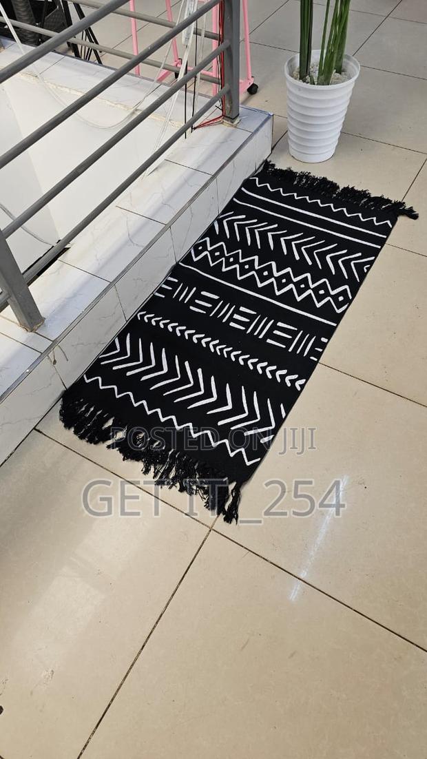 Bohemian Geometric Rugs With Tassles 
★Sizes: 60*130cm