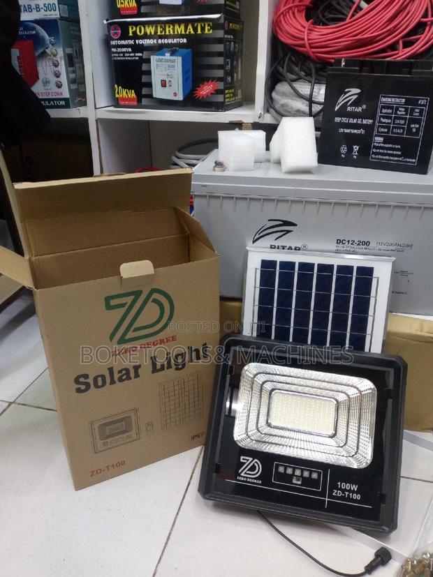 Solar Floodlight 100 Watts - thumbnail 3