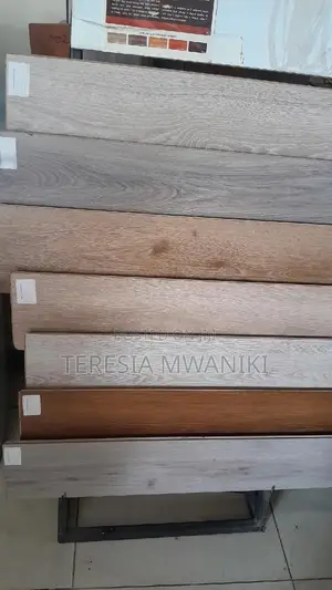 Interlocking Laminated Floor (8mm)