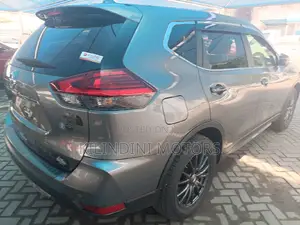 Nissan X-Trail 2017 Gray