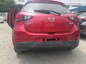 Mazda Demio 2017 Red
