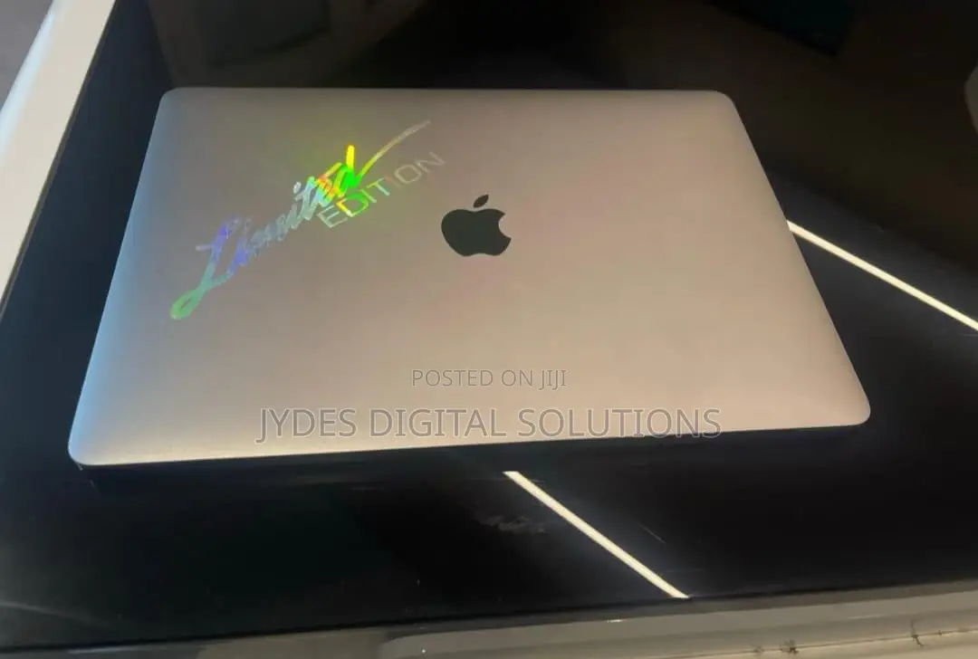 Laptop Apple MacBook Pro 2017 8GB Intel Core I5 SSD 256GB