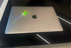 Laptop Apple MacBook Pro 2017 8GB Intel Core I5 SSD 256GB