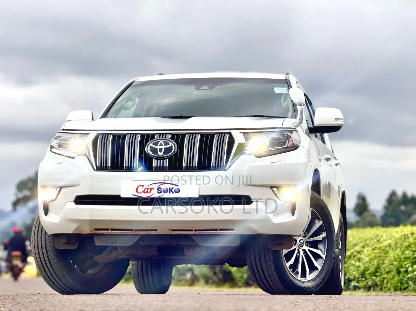 Toyota Land Cruiser Prado 2018 Off white