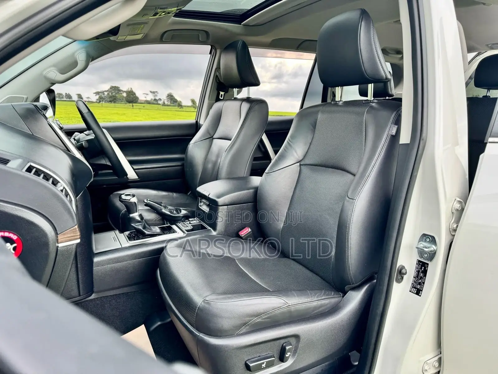 Toyota Land Cruiser Prado 2018 Off white