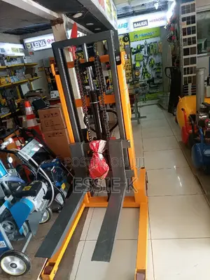 Heavy Duty Manual Stacker Hydraulic 2tons/2000kgs