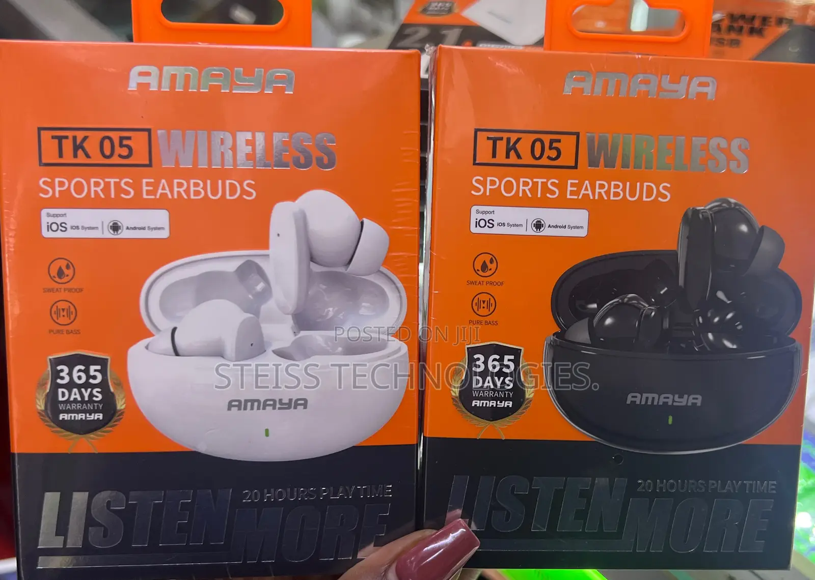 Amaya Wireless Sports Earbuds.