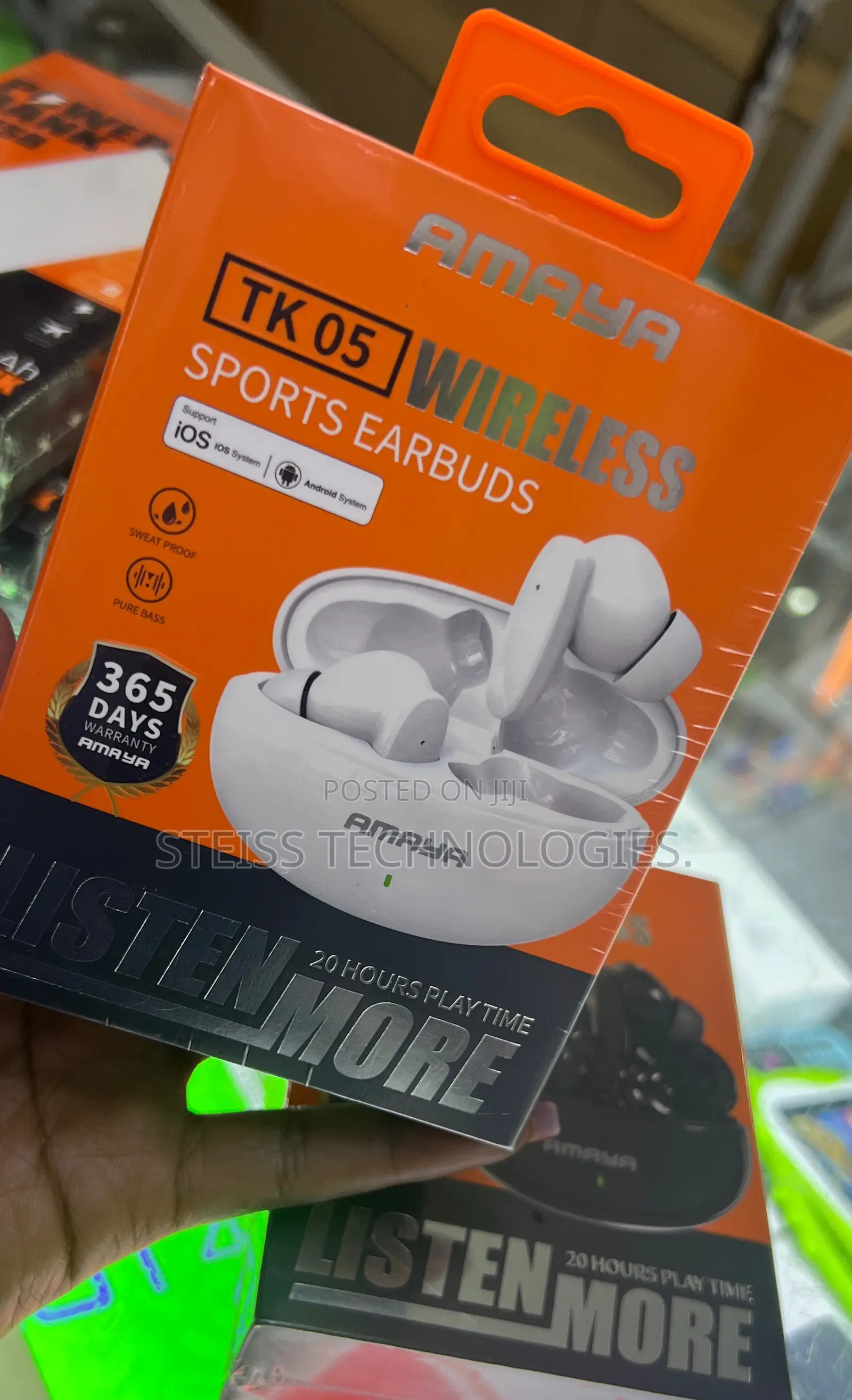 Amaya Wireless Sports Earbuds.