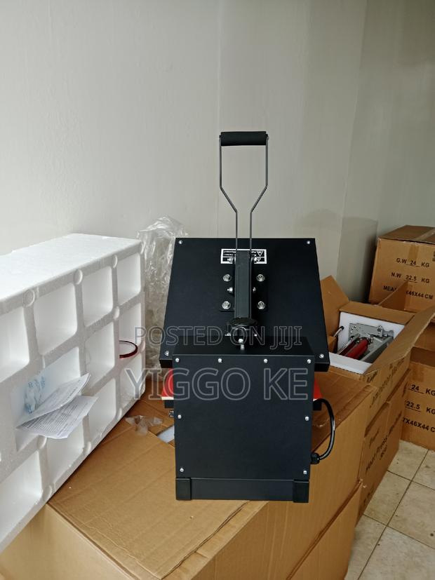 Special SaleA3 Sized 38 X 38cm Flatbed Heat-Press Machine - thumbnail 5