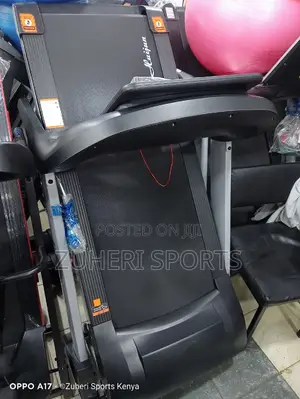 Heavy Duty Treadmill Commercial Use Capacity Gyms and Hotels