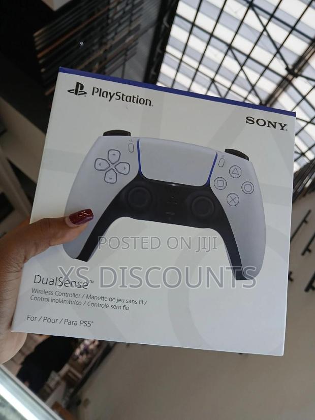 Dual Sense Wireless Controller White PS5 Controller PS5:^ - main view