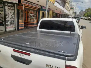 Hard Tri Fold Tonneau Cover for Ford Ranger Double Cabin