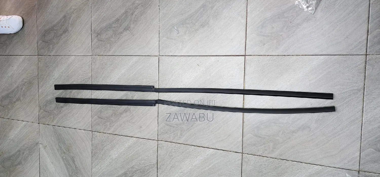 Windscreen Moulding Prado FJ 120 03_09
