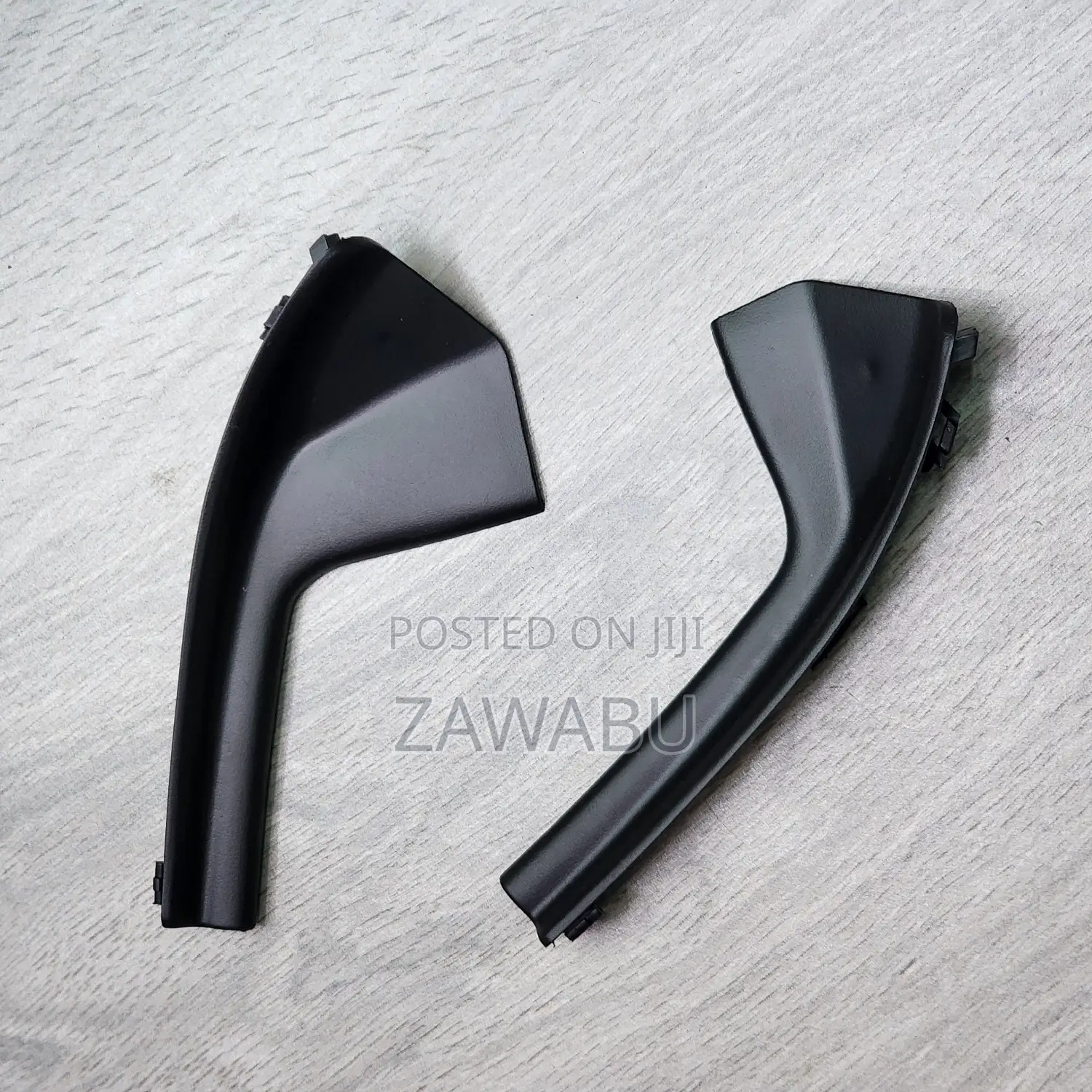 Windscreen Finisher Nissan Tiida