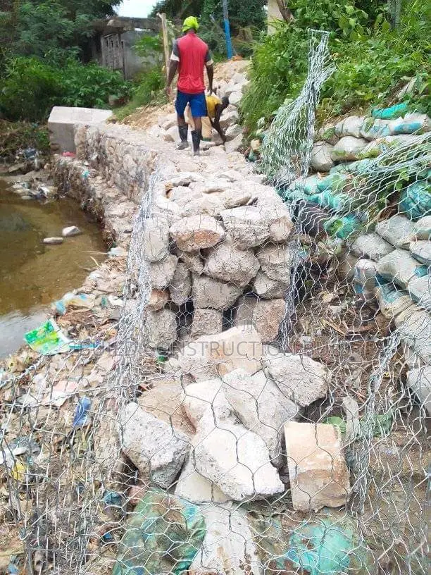 Woven Galvanised Gabion Boxes Suppliers in Kenya