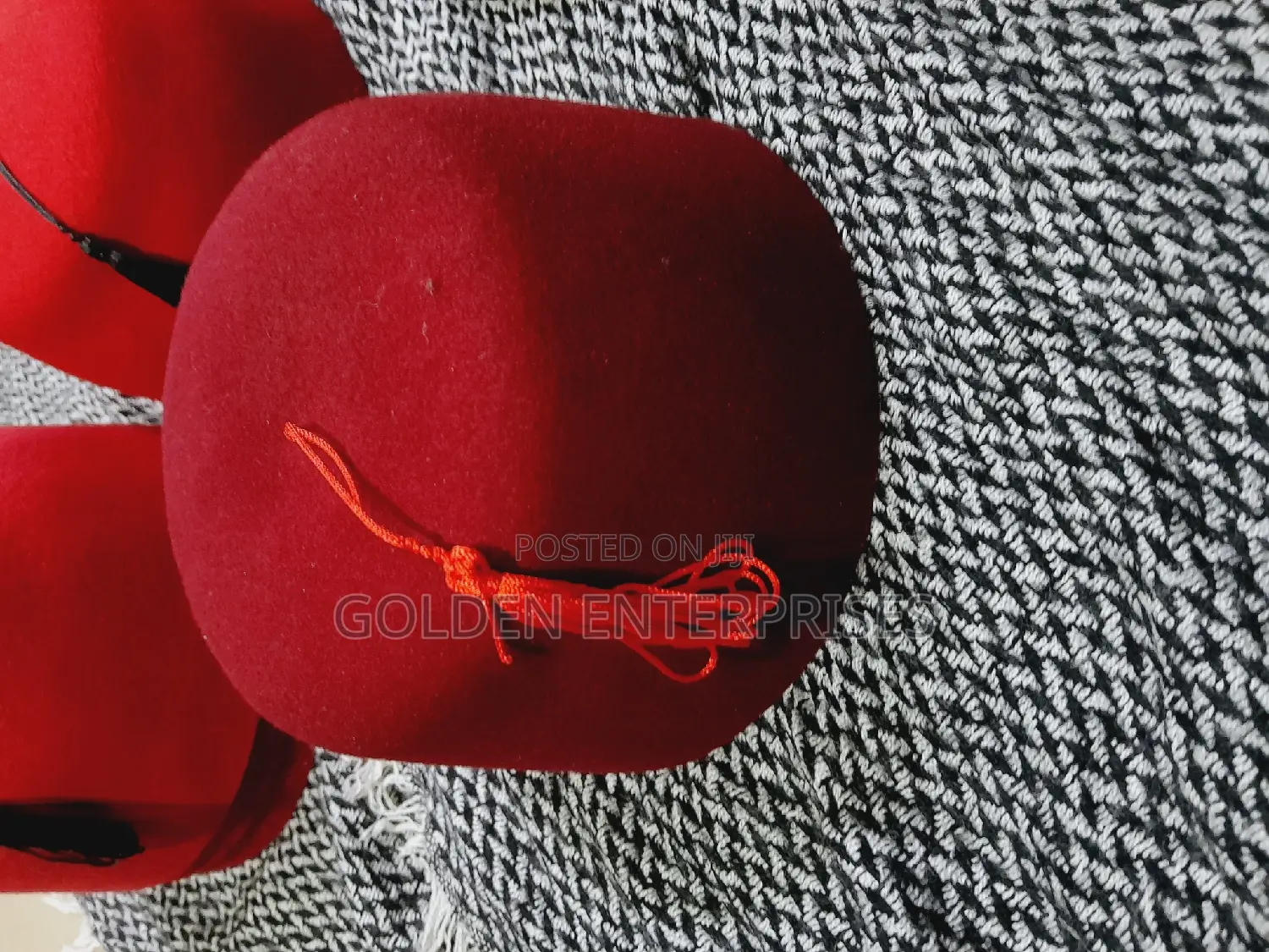 Red Oga/Niger/Ruracio Hat