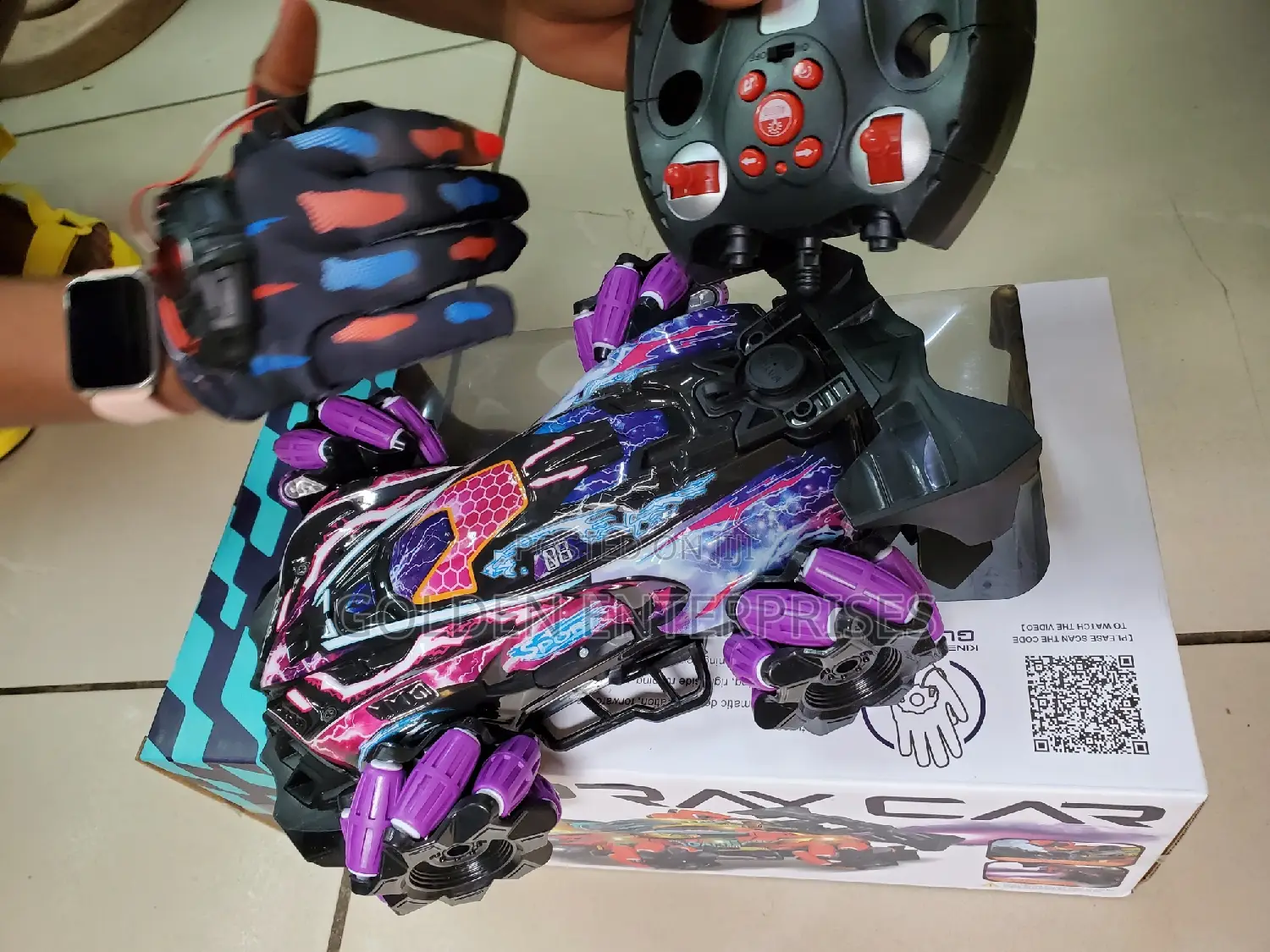 Rc Stunt Car With Kinetic Sensing Gloves With Controller