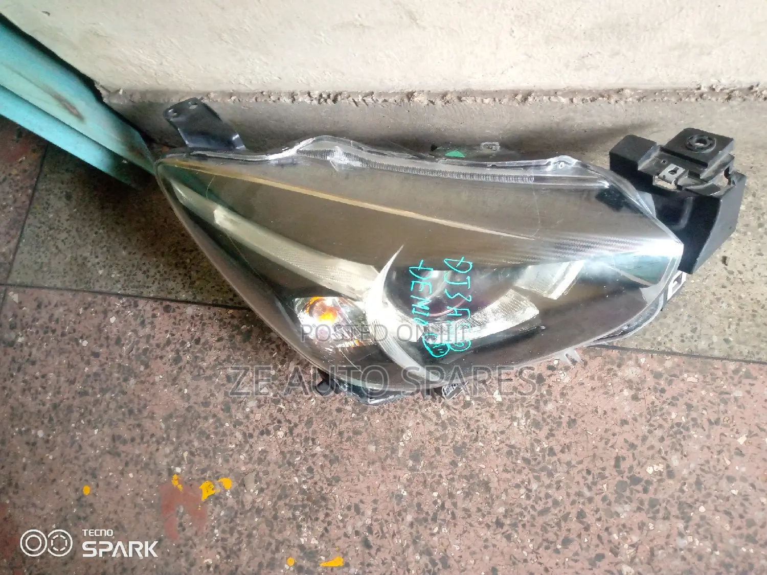 Mazda Demio 2015 Headlight Xenon
