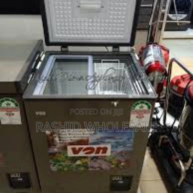 *100 L Mika Chest Freezer