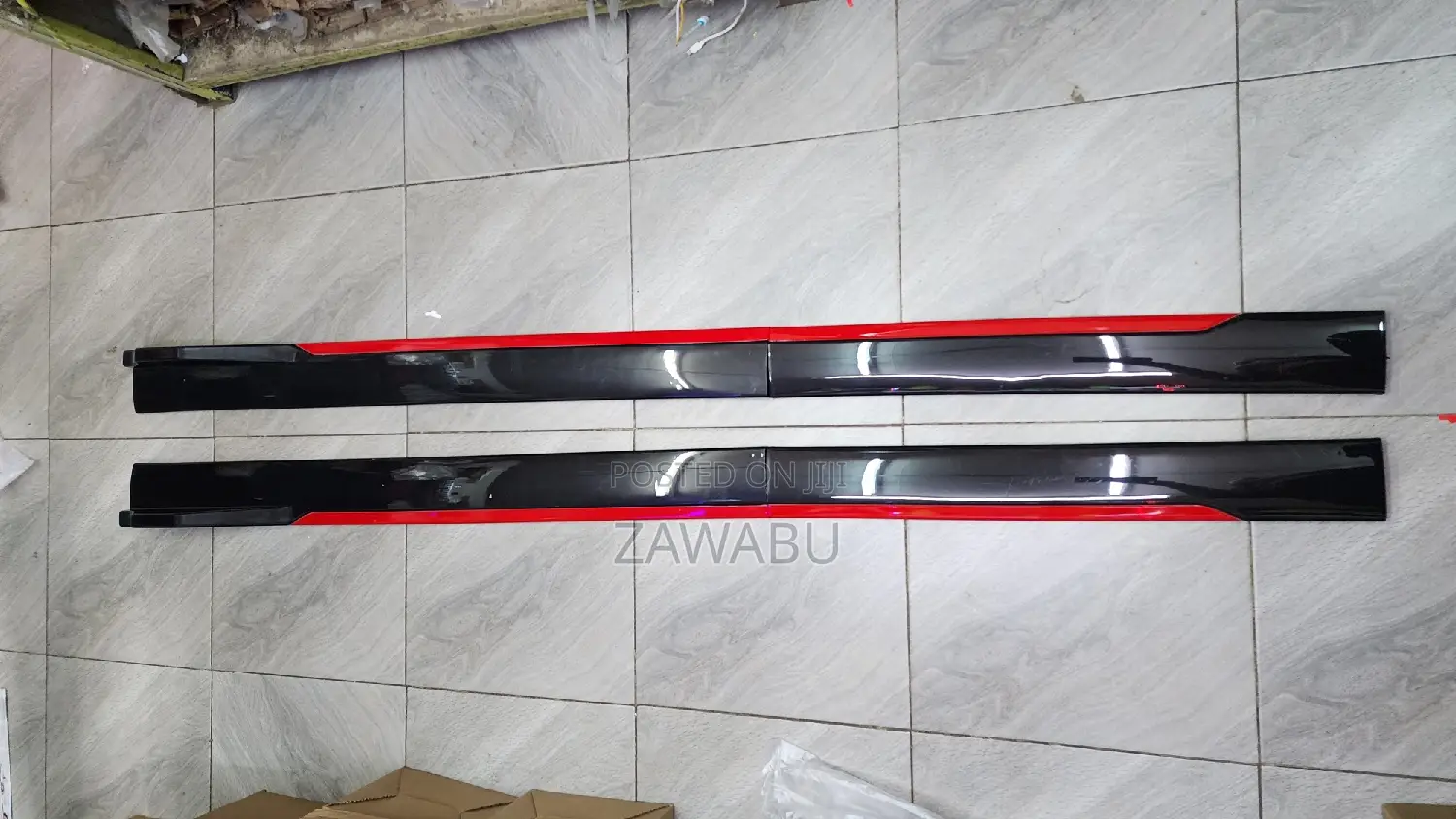 Universal Side Skirts Black/Red