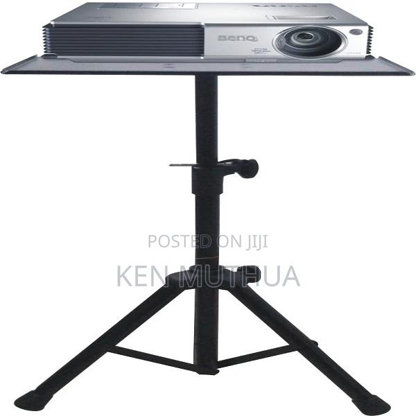 Techcom Projector Stand - main view