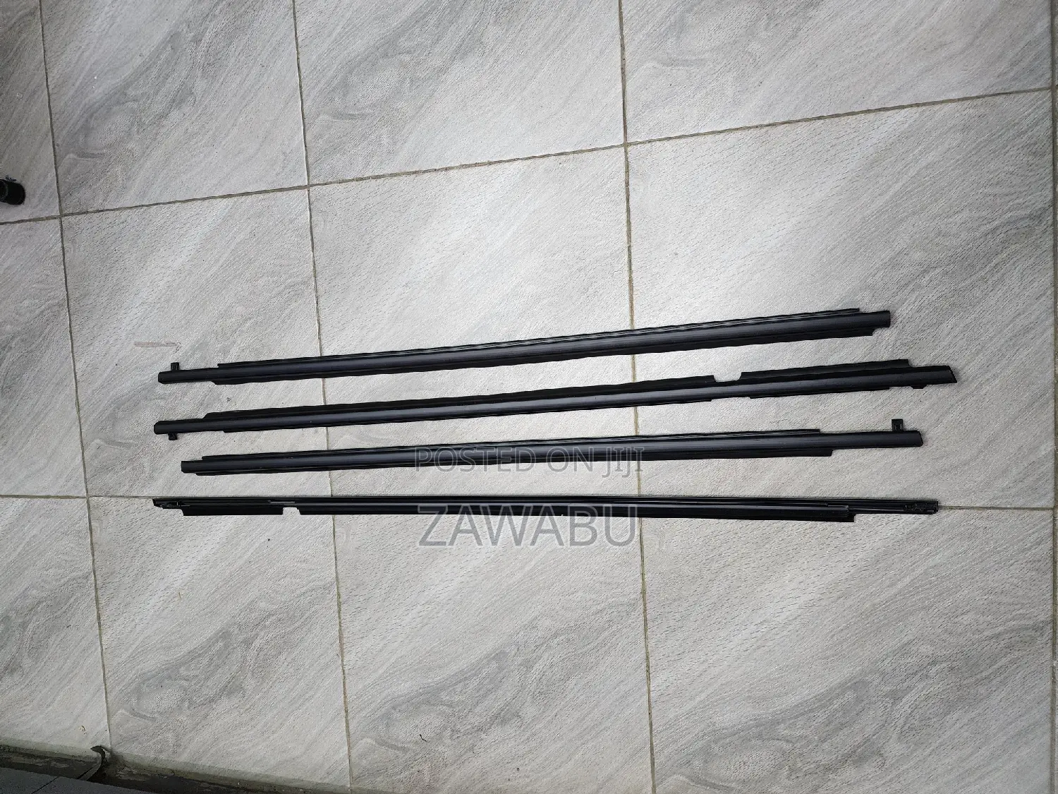 WEATHER Strips Toyota Vanguard Black