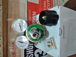 Ideal Nitrogen Regulator/Nitrogen Guage - main view