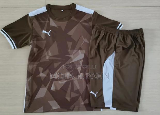 Macron Latest Jerseys Uniforms - thumbnail 2