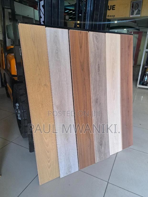 LAMINATE FLOORING -Quality Laminated Wood Flooring Boards. - thumbnail 4
