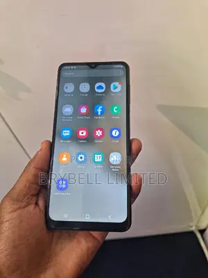 Samsung Galaxy A12 64 GB Black