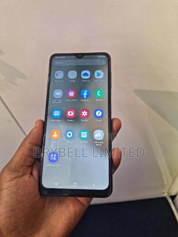 Samsung Galaxy A12 64 GB Black - main view