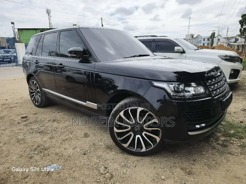 Land Rover Range Rover Vogue 2017 Matt Black