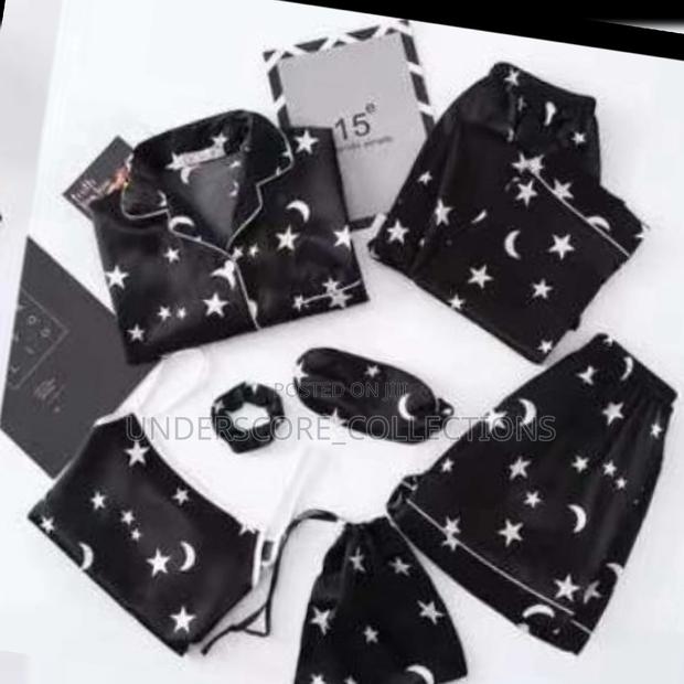 Quality Ladies 7 in 1 Pajamas Set - thumbnail 2
