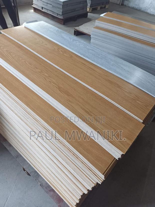 Spc-stone Plastic Composite: 100% Waterproof Wood Flooring.
