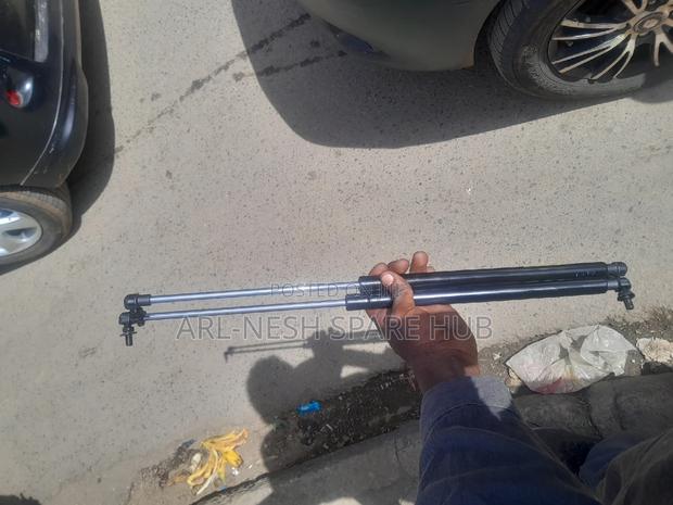 Subaru Legacy Br9 Bonnet Shocks