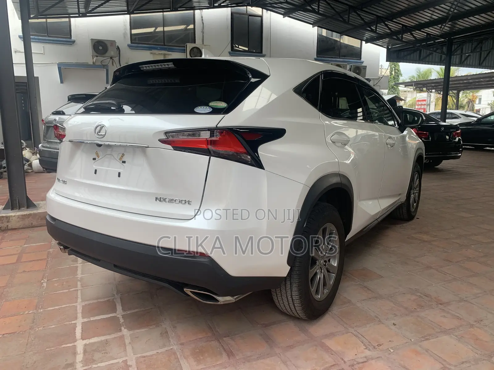 Lexus NX 2017 Pearl