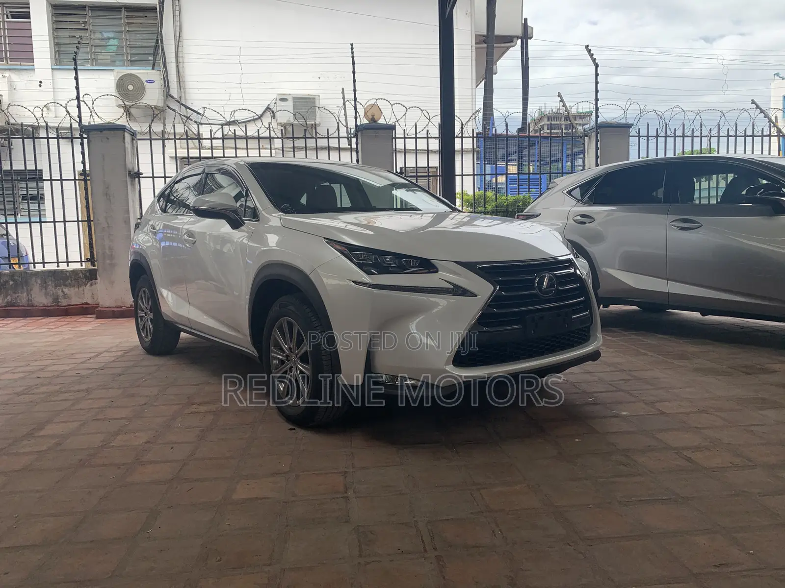 Lexus NX 2017 Pearl