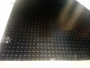 Round Studded Rubber Coin Mat -Black