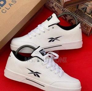 Quality Reebok Size 40-45 - thumbnail 2