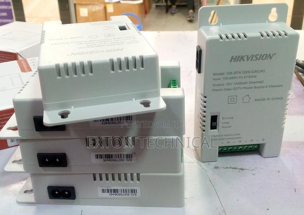 Hikvision Plastic Case CCTV Power Supply 12v 4 Channels - main view