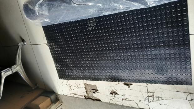 Round Studded Rubber Mat/ Coin Pattern Rubber Mat - thumbnail 3