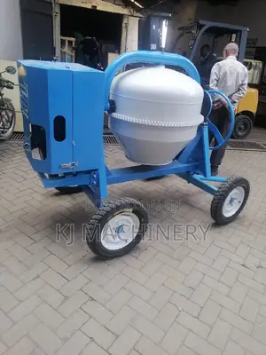 Concrete Mixer 400l Heavy Duty Diesel Powered.