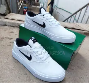 Nike Black White Sneakers for Men