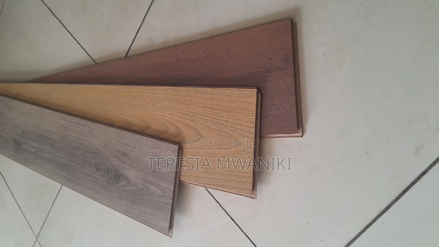 Laminated Wood Flooring/ Floor Laminate