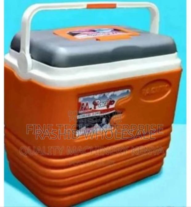 Modern Cooler Boxes